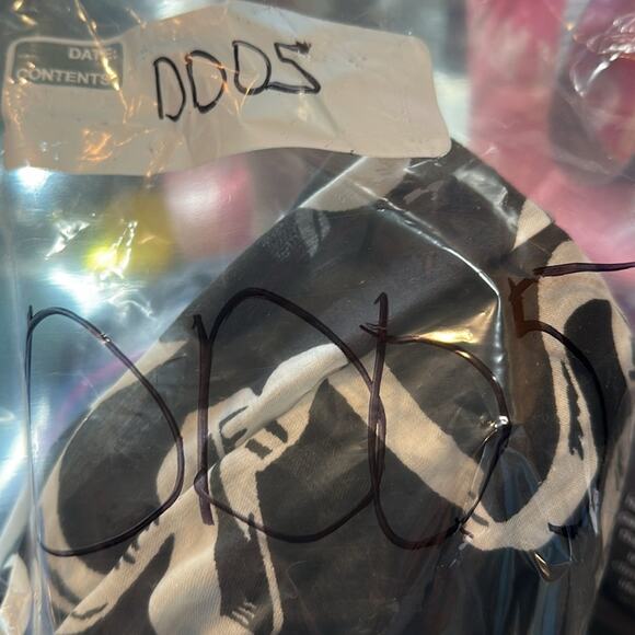 Talbots Infinity Scarf Black White Bow design ultra feminine versatile layer - Picture 8 of 8